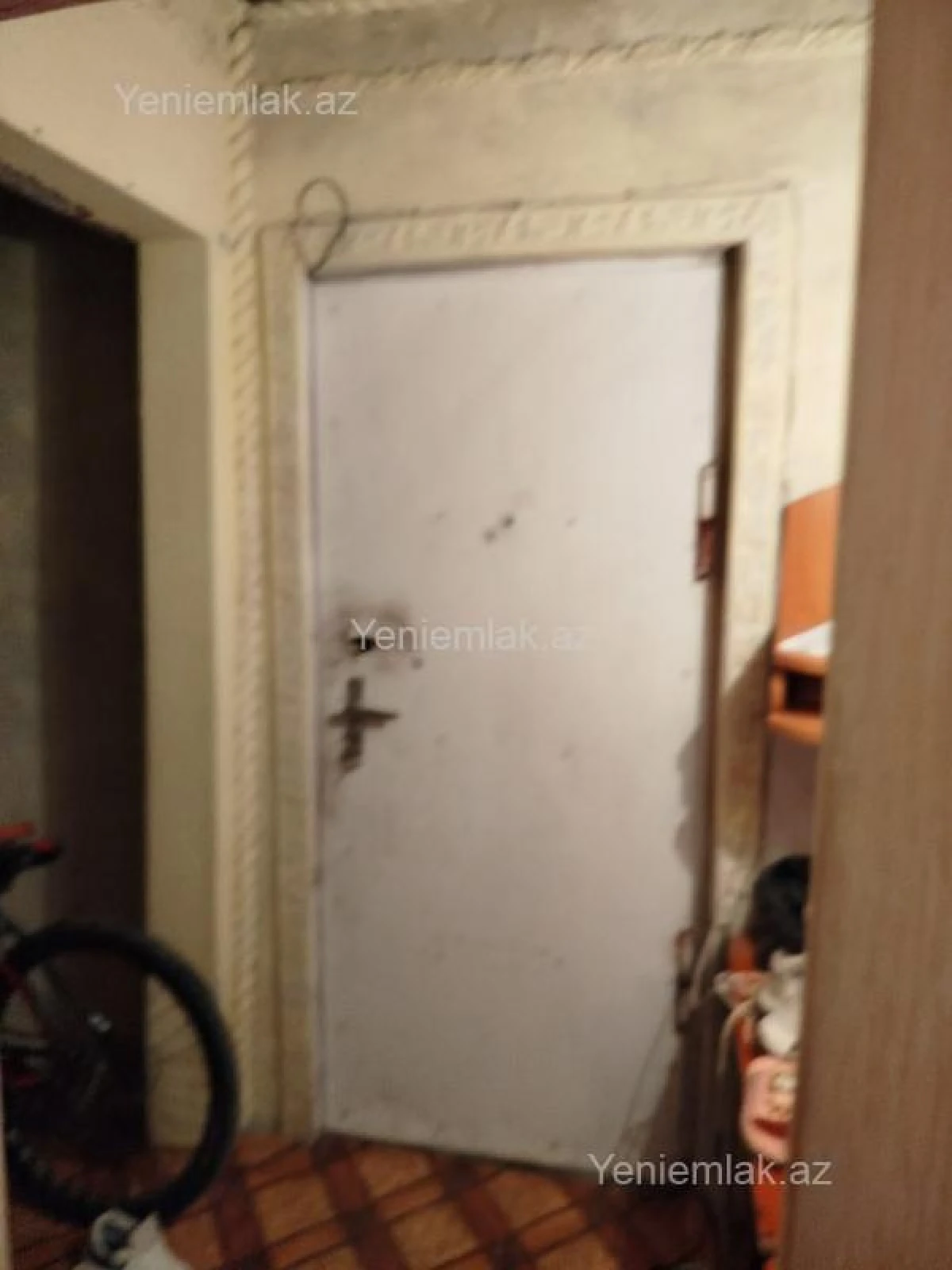 Satılır 2 otaqlı köhnə tikili 52 m²