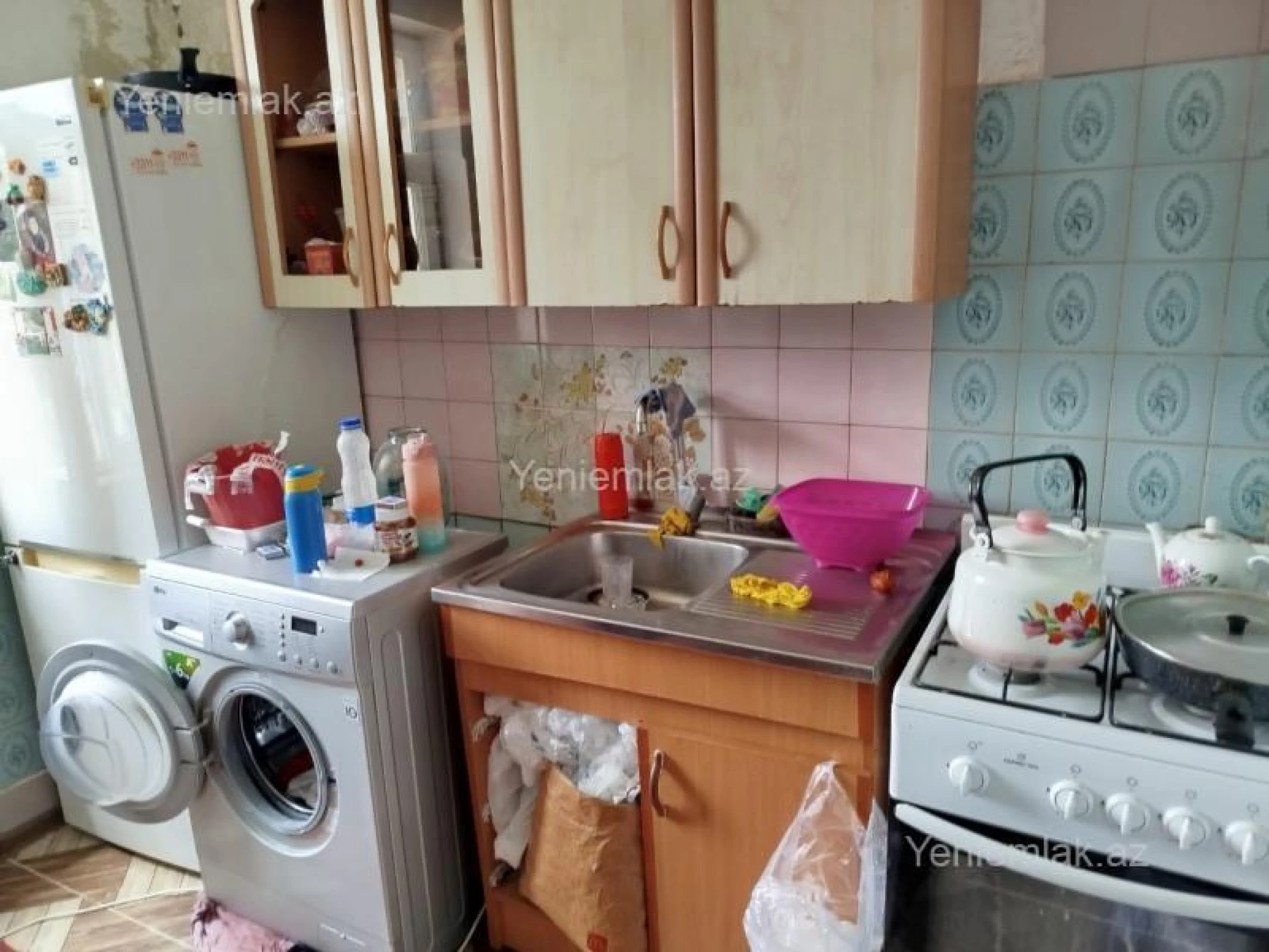 Satılır 2 otaqlı köhnə tikili 52 m²