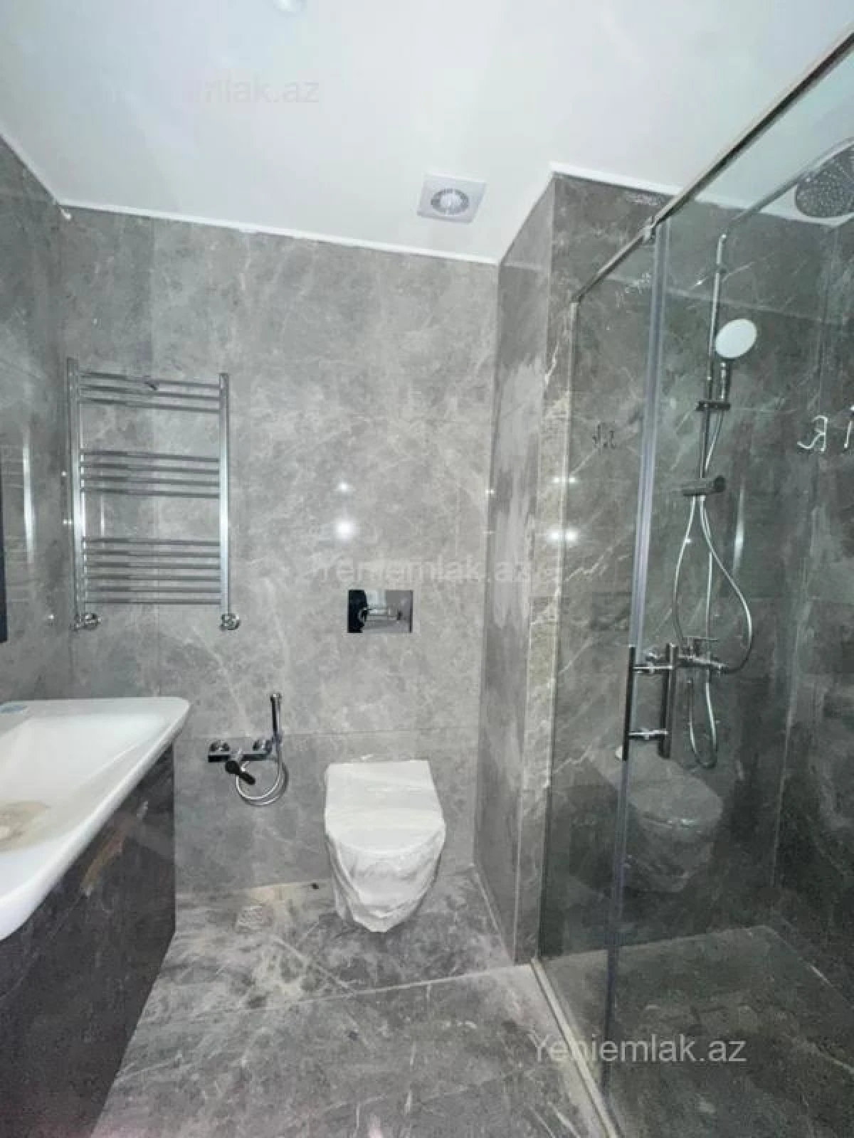 Satılır 3 otaqlı yeni tikili 65.44 m²
