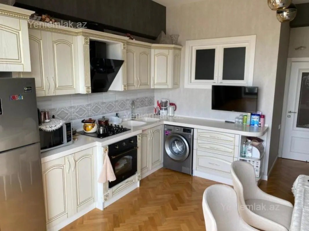 Satılır 2 otaqlı yeni tikili 97 m²