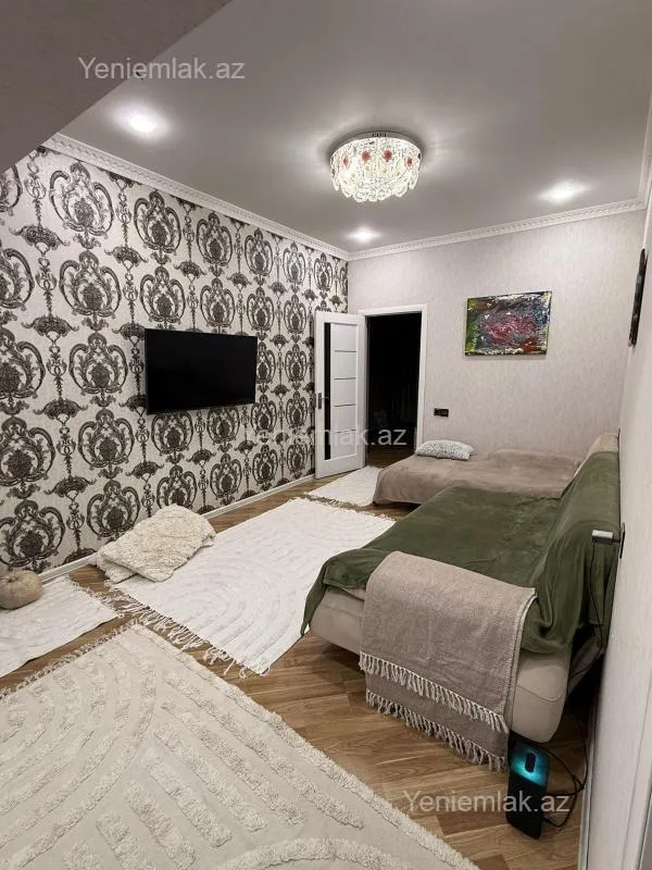 Satılır 3 otaqlı yeni tikili 75 m²