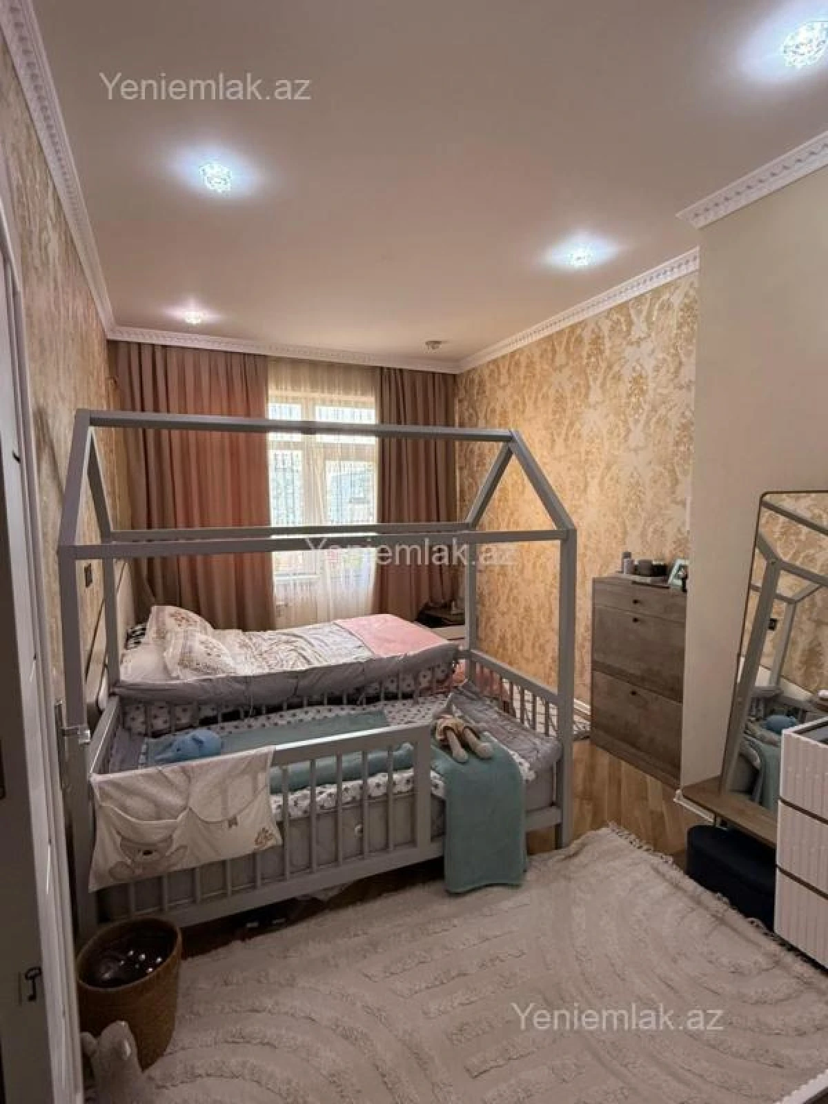 Satılır 3 otaqlı yeni tikili 75 m²