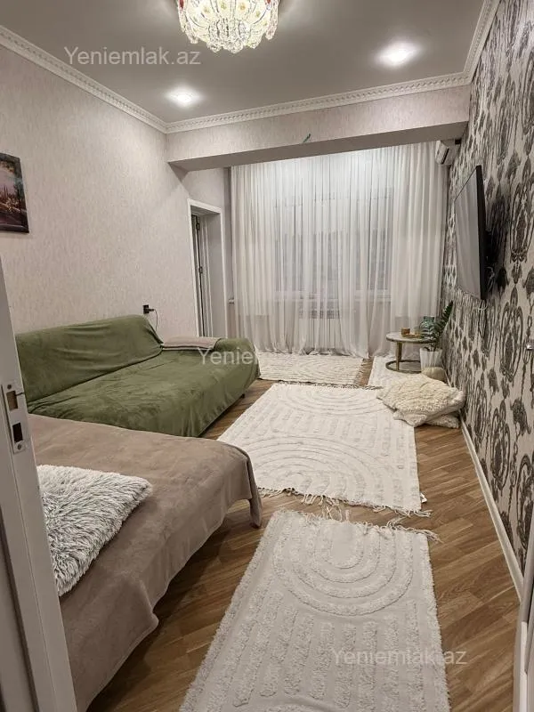 Satılır 3 otaqlı yeni tikili 75 m²