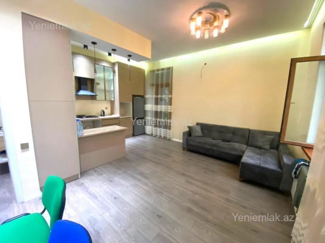 Satılır 3 otaqlı köhnə tikili 60 m²