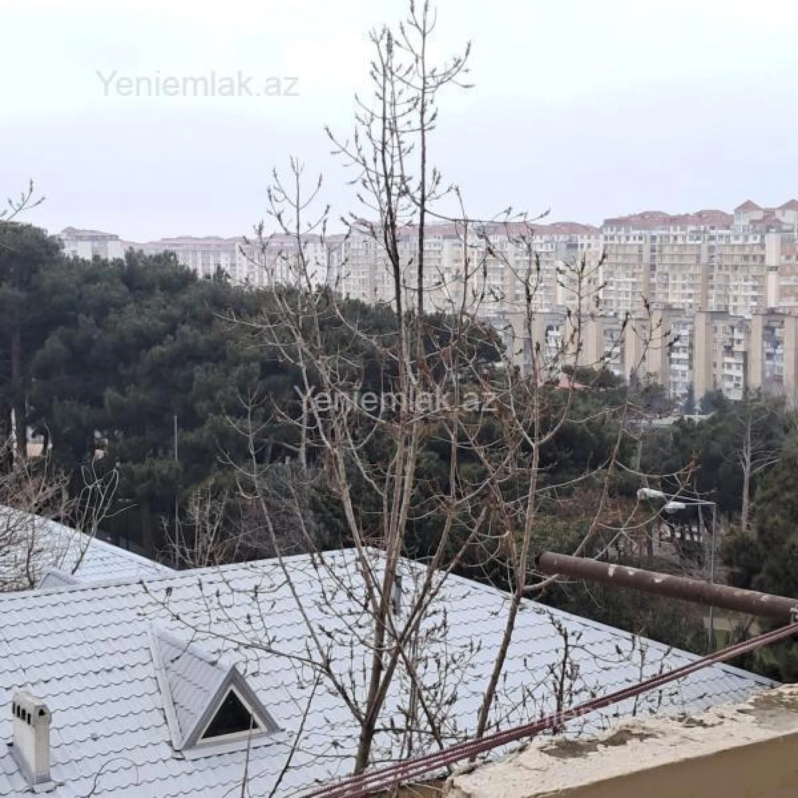 Satılır 3 otaqlı köhnə tikili 70 m²