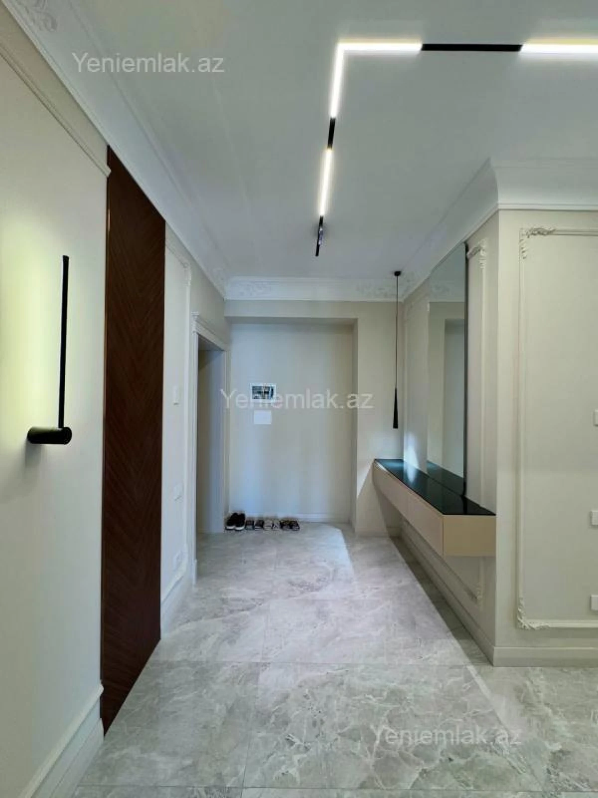 Satılır 3 otaqlı yeni tikili 127.5 m²