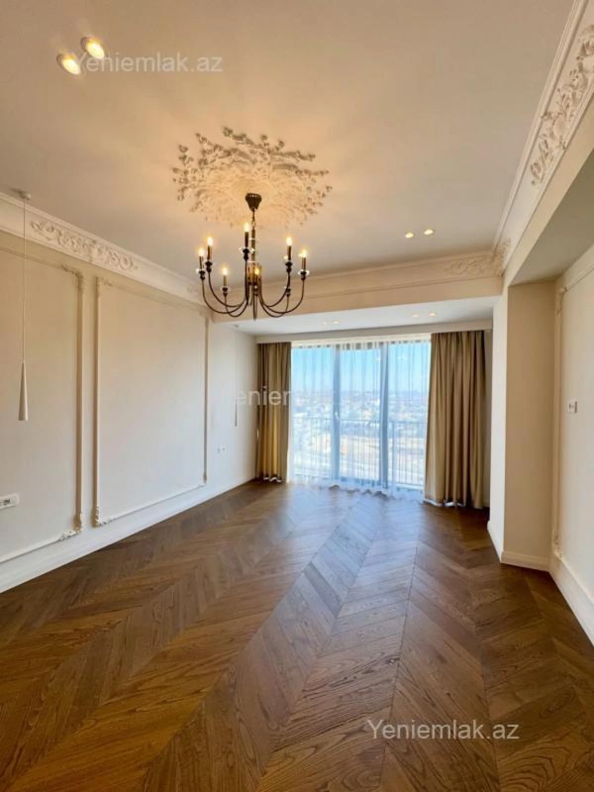 Satılır 3 otaqlı yeni tikili 127.5 m²