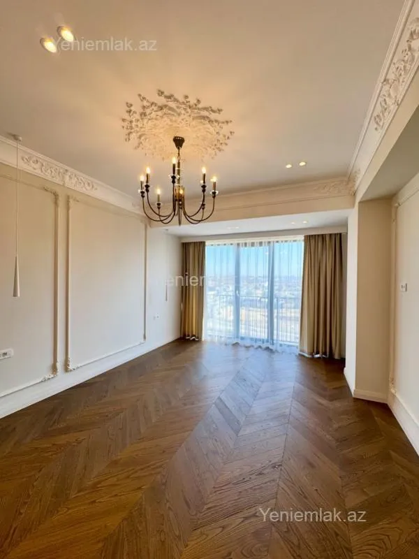 Satılır 3 otaqlı yeni tikili 127.5 m²