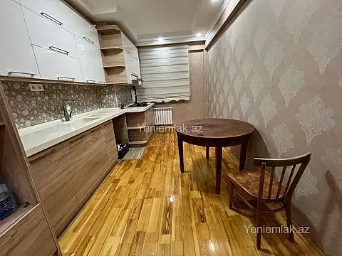 Satılır 3 otaqlı yeni tikili 120 m²