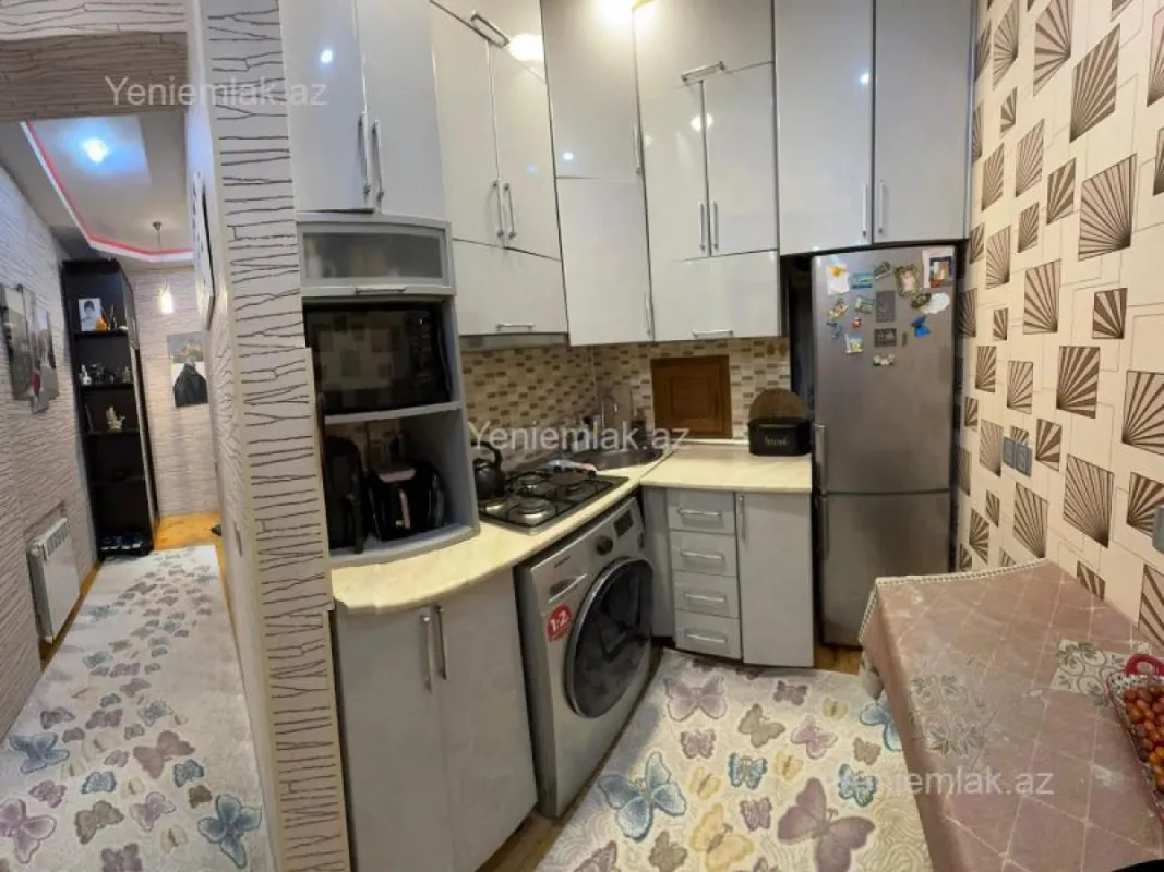 Satılır 2 otaqlı yeni tikili 80 m²