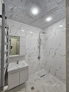 Satılır 3 otaqlı köhnə tikili 74 m²