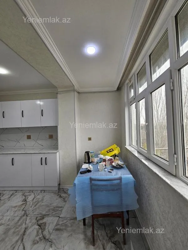 Satılır 3 otaqlı köhnə tikili 74 m²