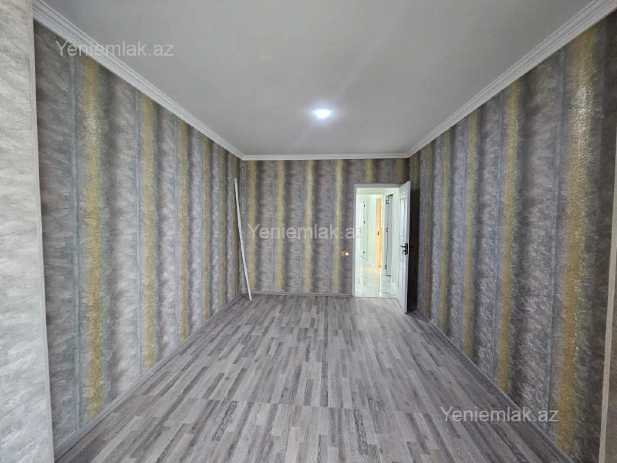 Satılır 3 otaqlı köhnə tikili 74 m²