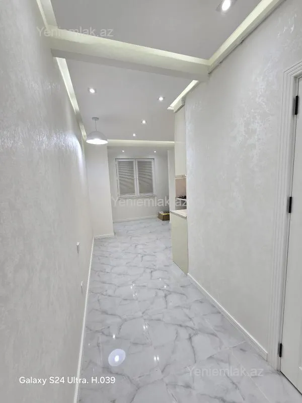 Satılır 3 otaqlı köhnə tikili 72 m²
