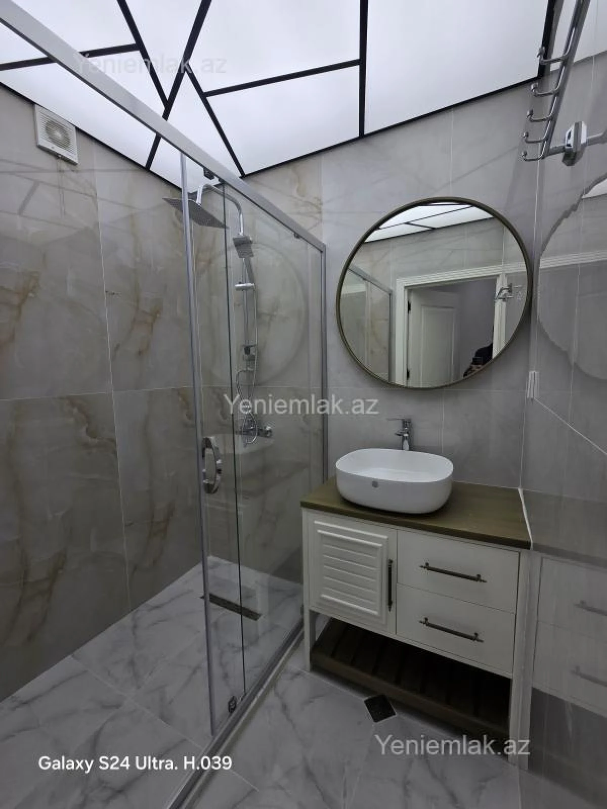 Satılır 3 otaqlı köhnə tikili 72 m²