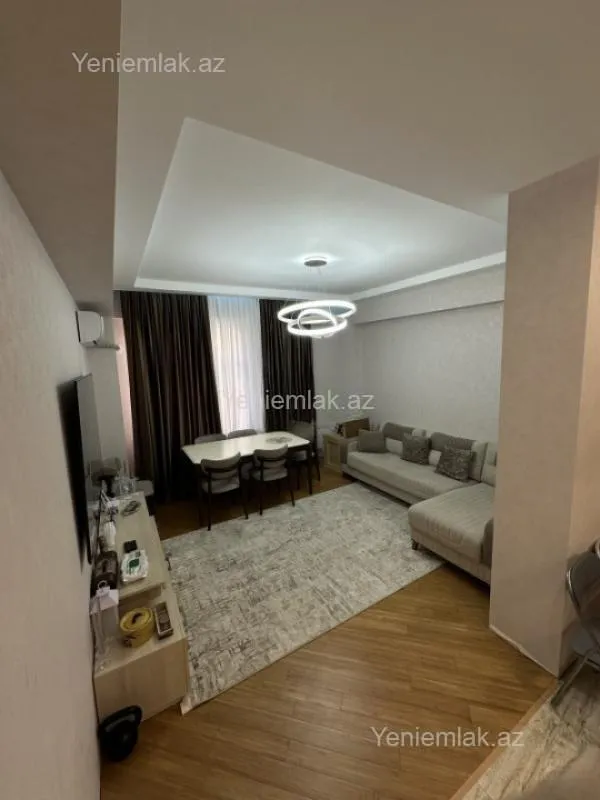 Satılır 3 otaqlı yeni tikili 90 m²