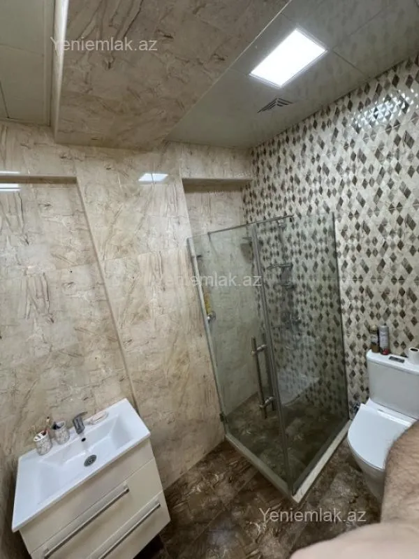 Satılır 3 otaqlı yeni tikili 90 m²