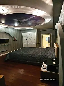 Satılır 4 otaqlı yeni tikili 190 m²