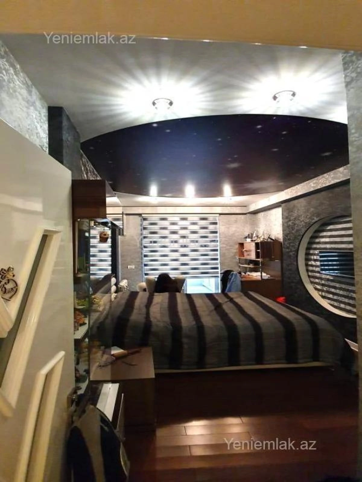 Satılır 4 otaqlı yeni tikili 190 m²