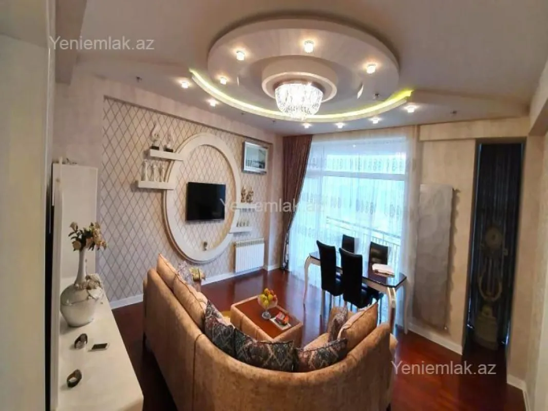 Satılır 4 otaqlı yeni tikili 190 m²