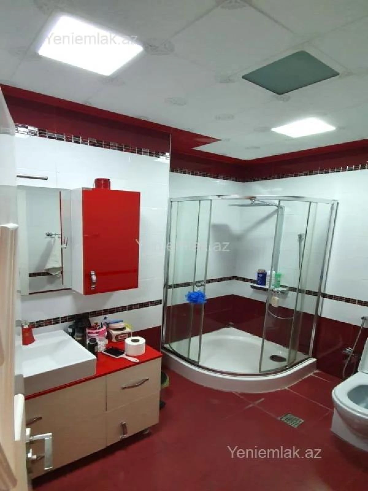 Satılır 4 otaqlı yeni tikili 190 m²