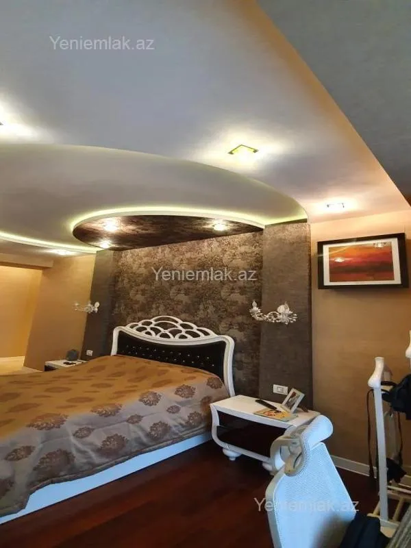 Satılır 4 otaqlı yeni tikili 190 m²