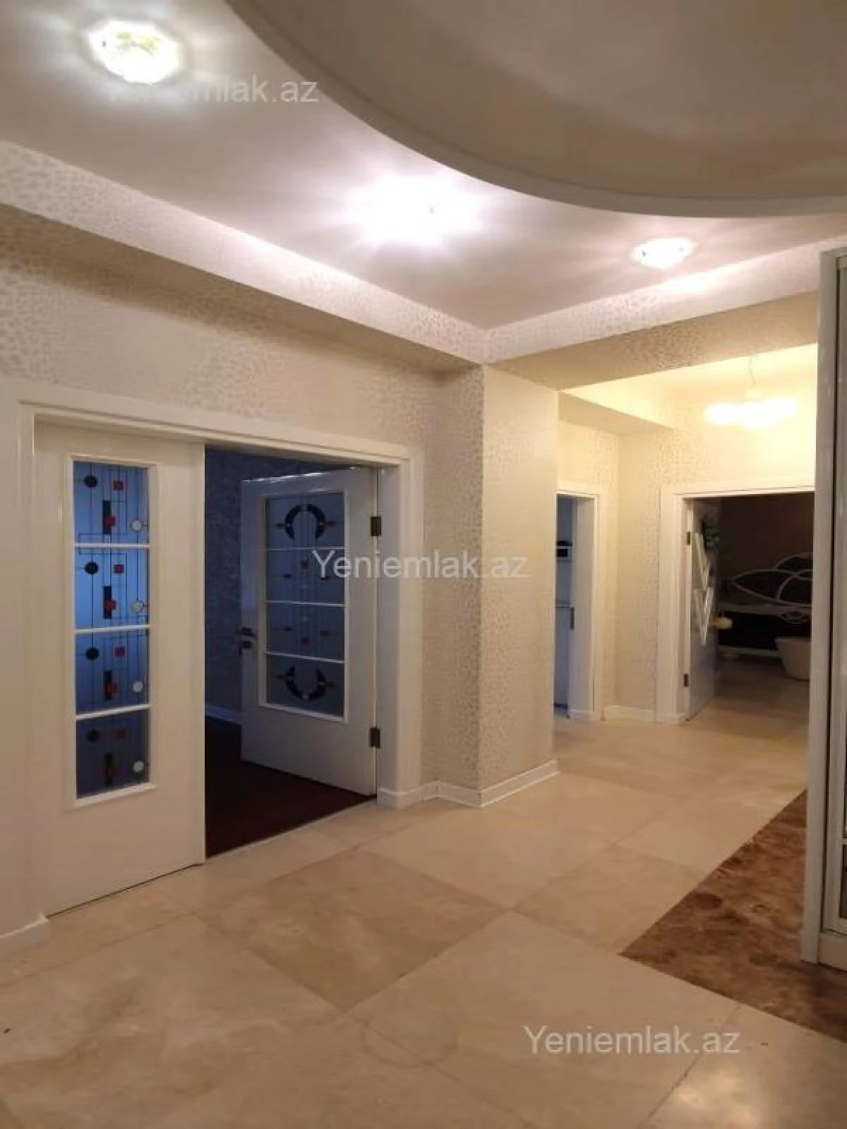 Satılır 4 otaqlı yeni tikili 190 m²