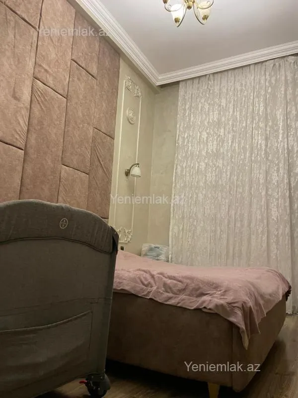 Satılır 2 otaqlı yeni tikili 70 m²
