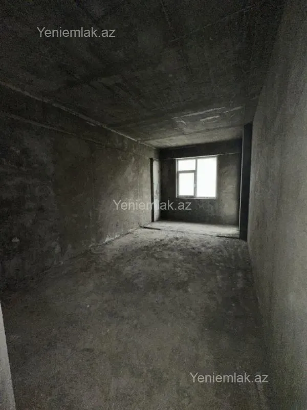 Satılır 3 otaqlı yeni tikili 110 m²