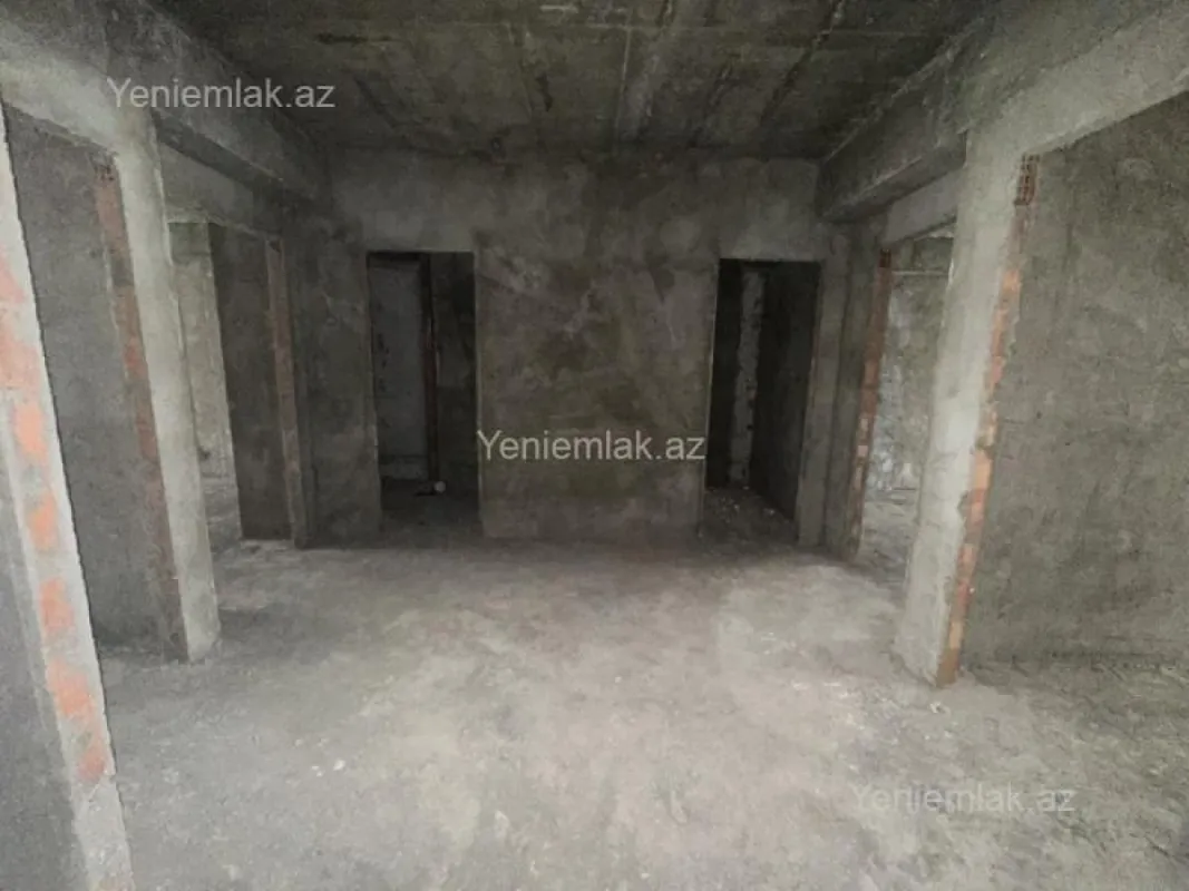 Satılır 3 otaqlı yeni tikili 110 m²