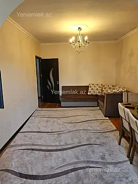 Satılır 2 otaqlı köhnə tikili 50 m²