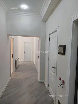 Satılır 3 otaqlı yeni tikili 115 m²