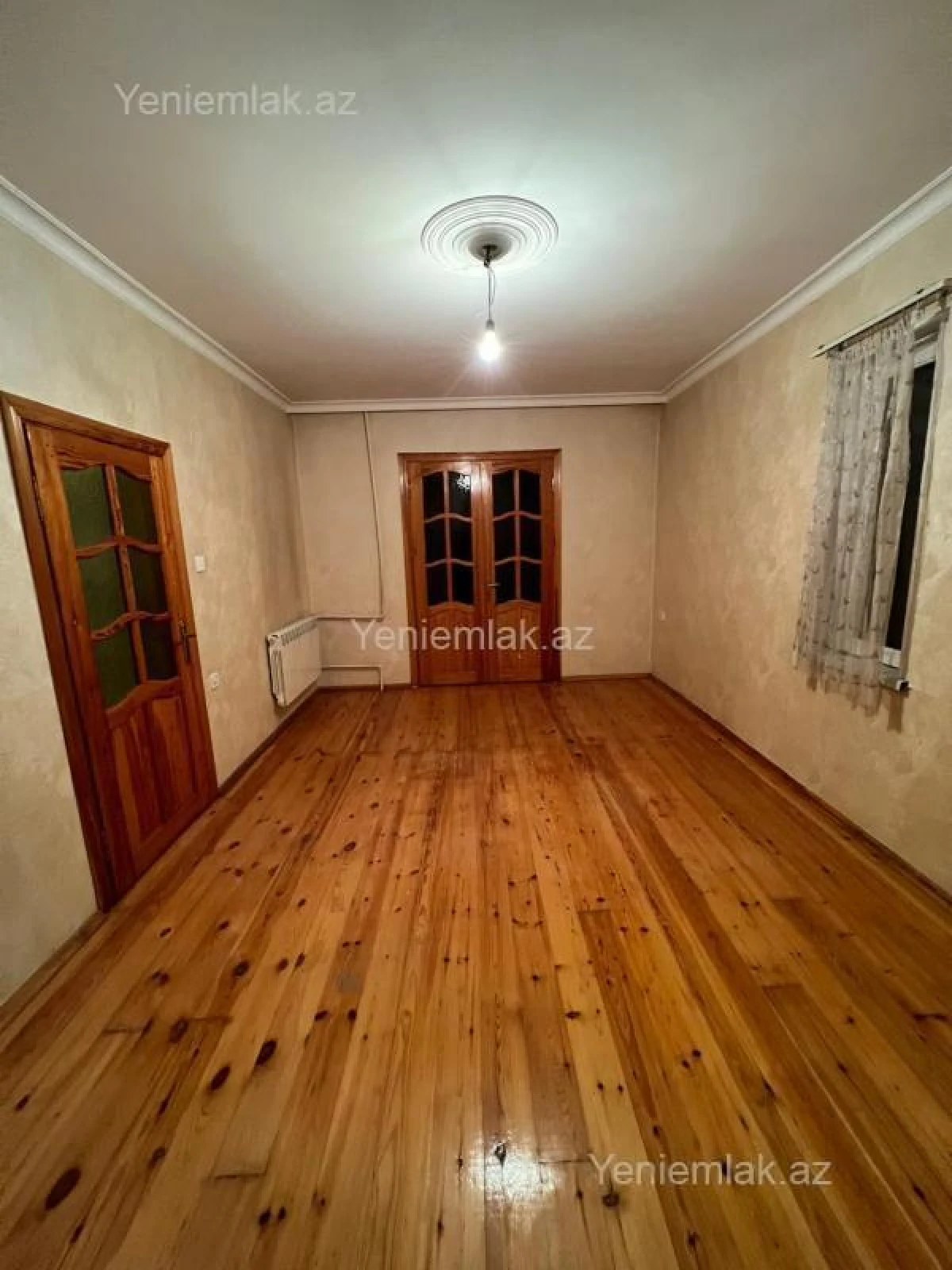 Satılır 2 otaqlı köhnə tikili 45 m²