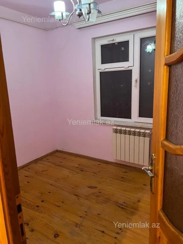 Satılır 2 otaqlı köhnə tikili 45 m²