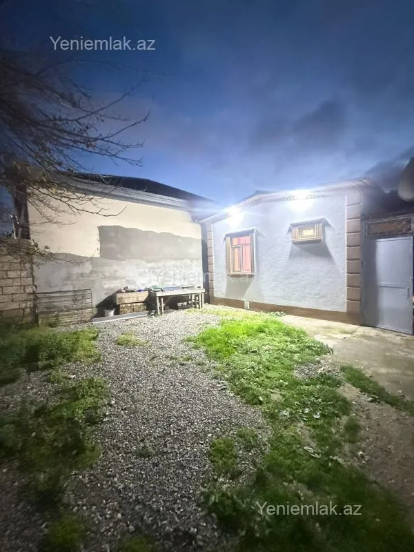 Satılır 2 otaqlı həyət evi 60 m²