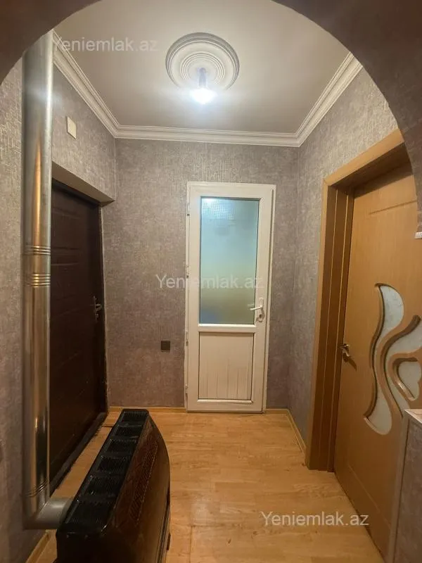Satılır 2 otaqlı həyət evi 60 m²