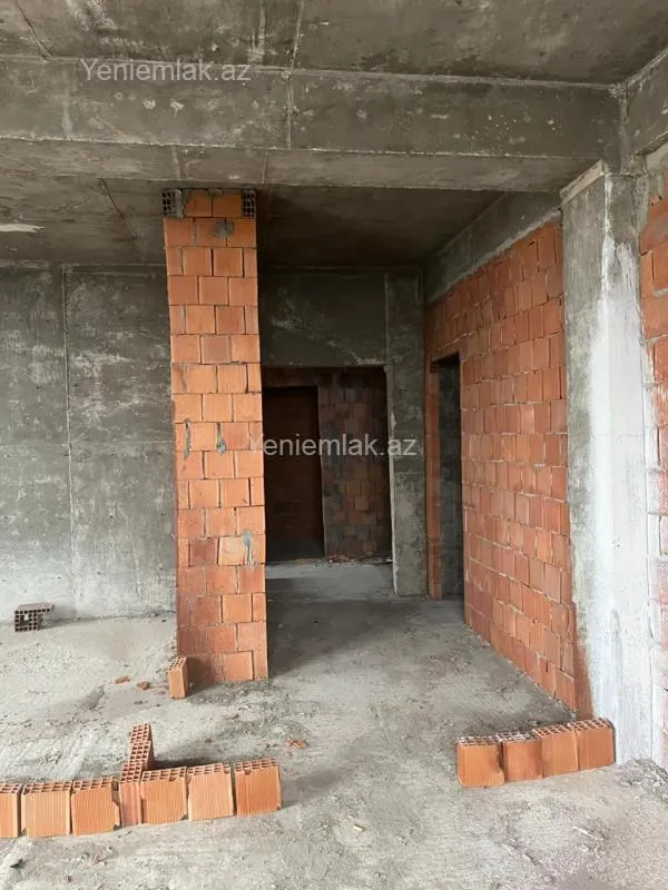 Satılır 3 otaqlı yeni tikili 92 m²