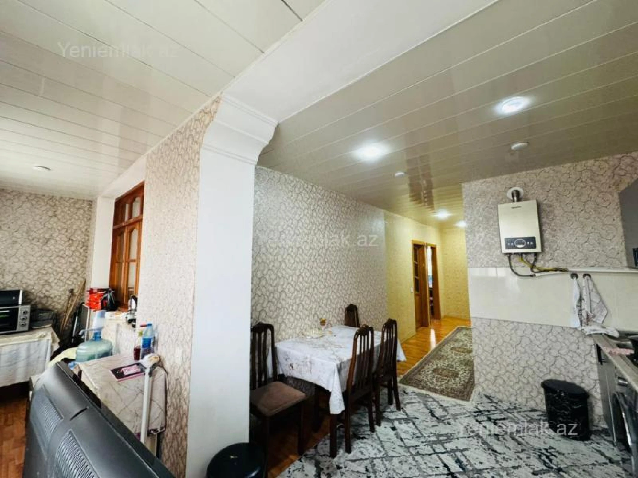 Satılır 4 otaqlı köhnə tikili 100 m²