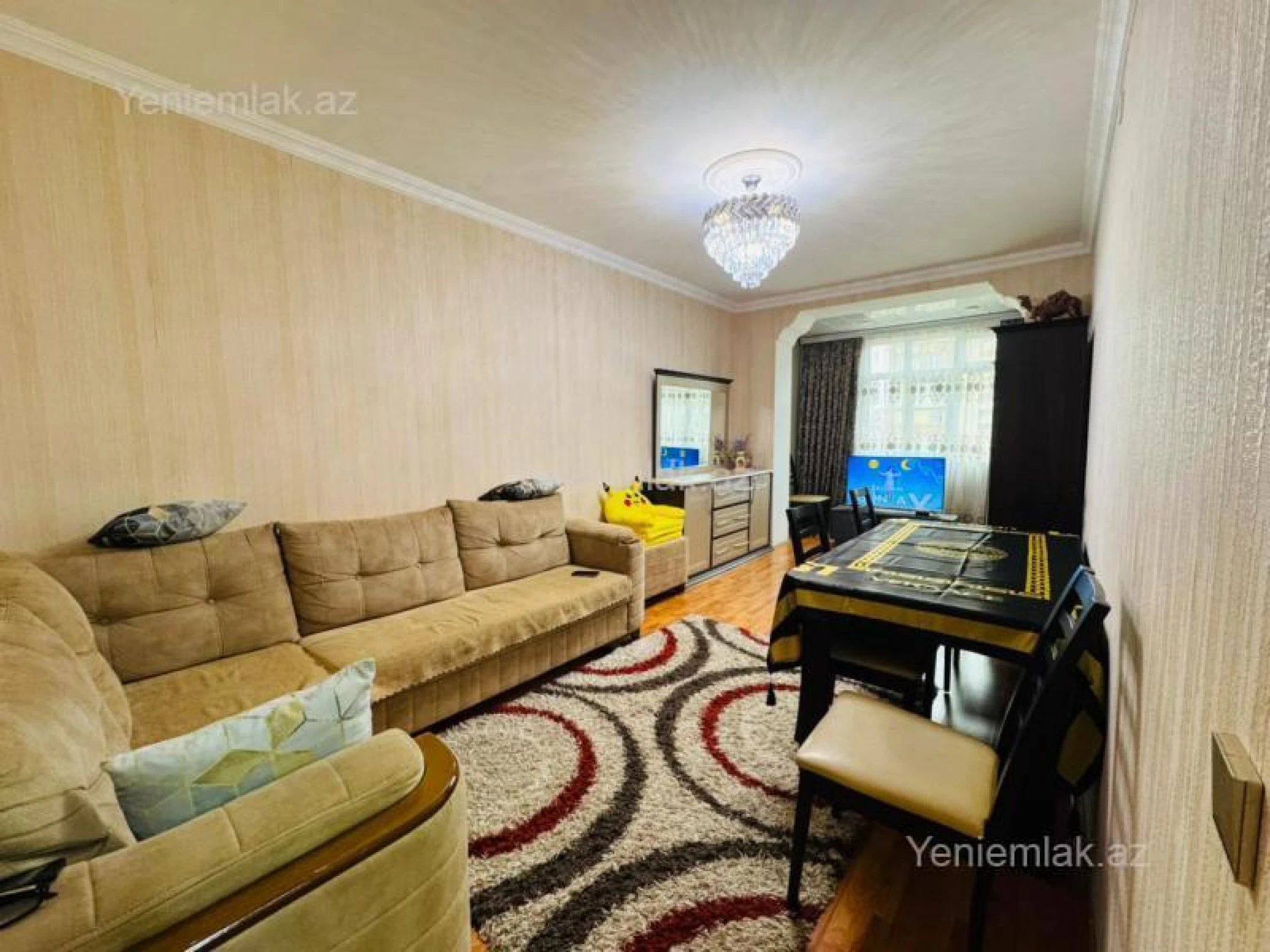 Satılır 4 otaqlı köhnə tikili 100 m²