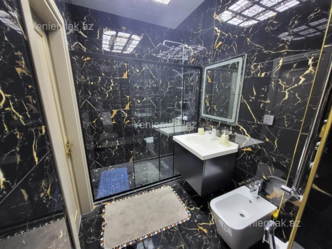 Satılır 3 otaqlı yeni tikili 110 m²