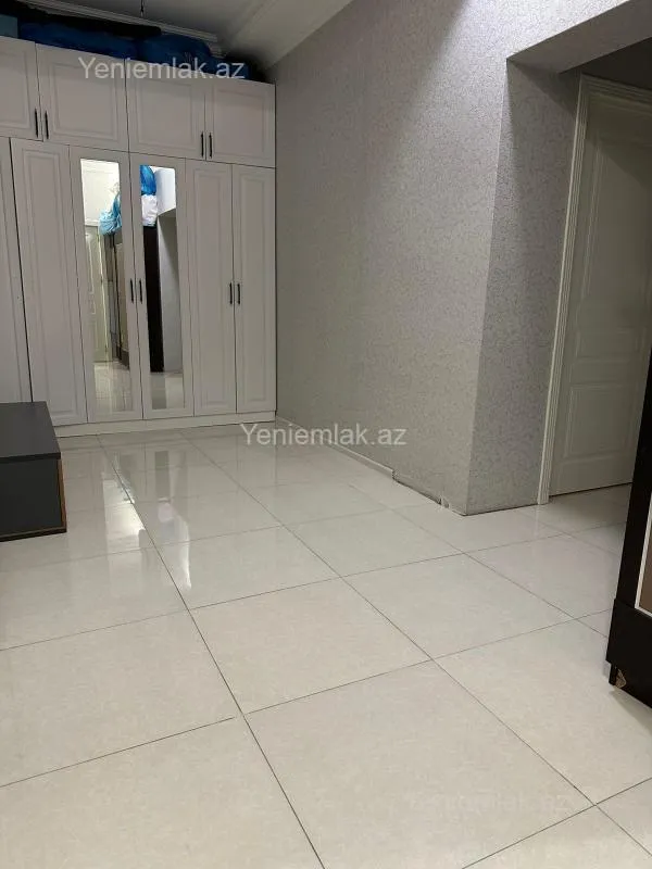 Satılır 2 otaqlı yeni tikili 96 m²