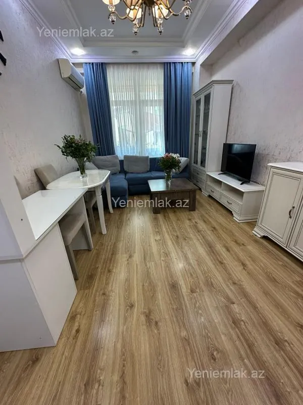 Satılır 2 otaqlı yeni tikili 96 m²