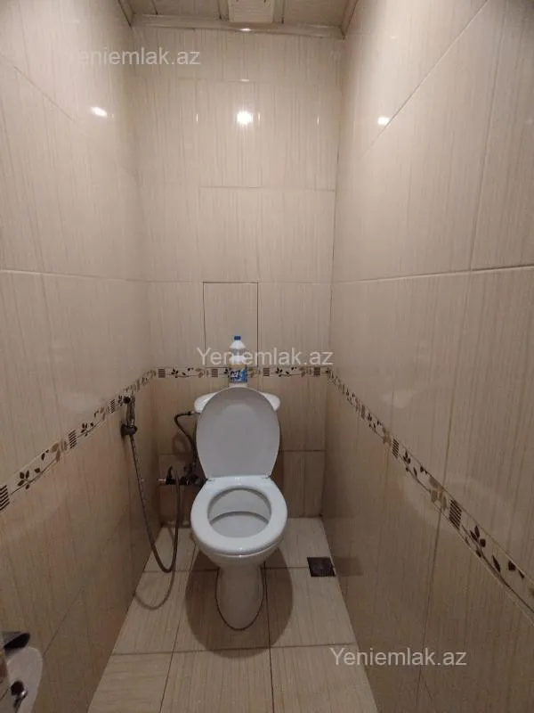 Satılır 4 otaqlı köhnə tikili 80 m²