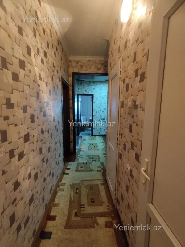Satılır 4 otaqlı köhnə tikili 80 m²