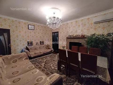 Satılır 4 otaqlı köhnə tikili 80 m²