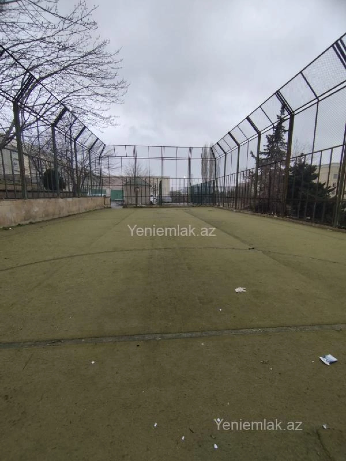 Satılır 4 otaqlı köhnə tikili 80 m²