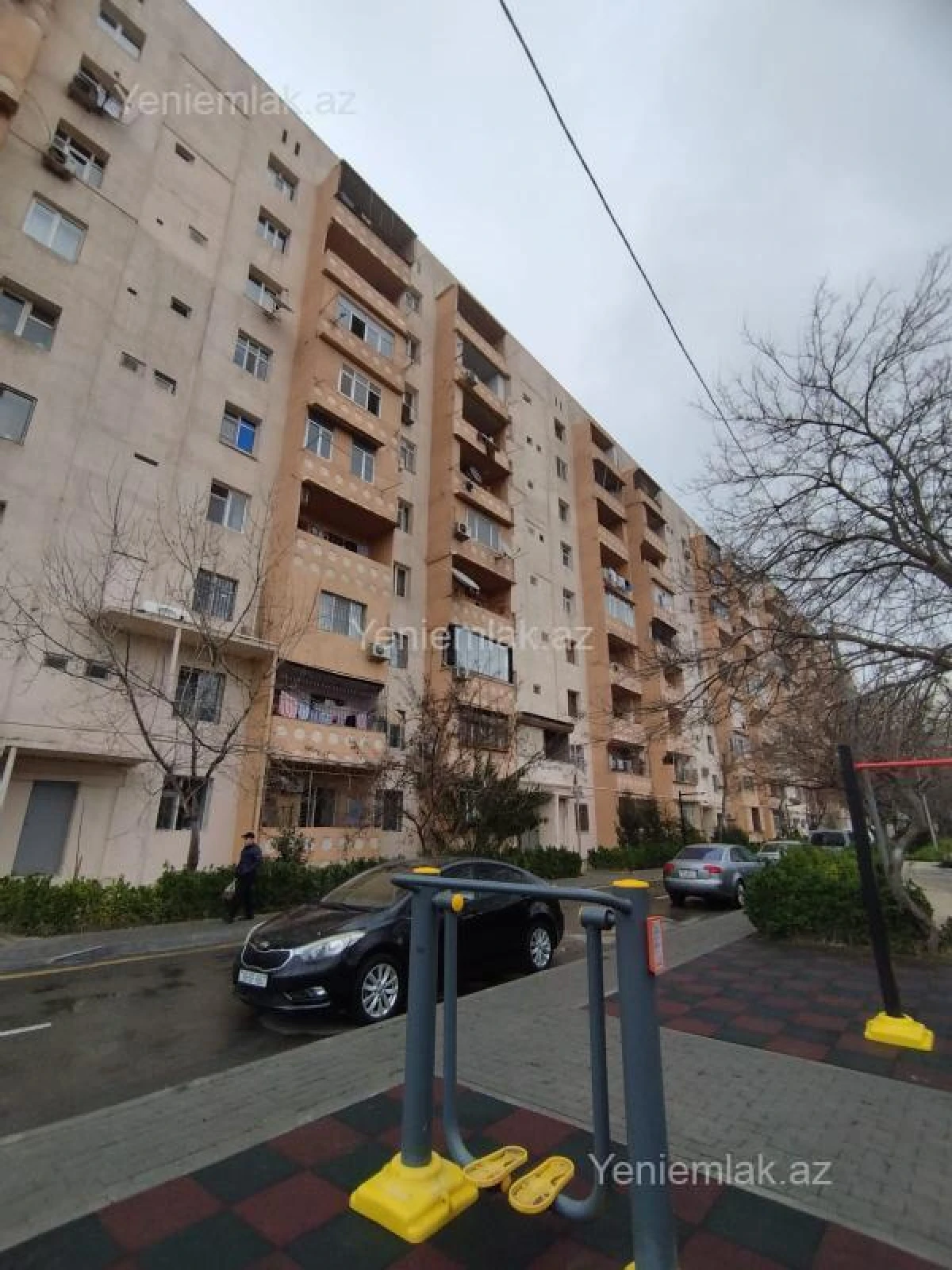 Satılır 4 otaqlı köhnə tikili 80 m²