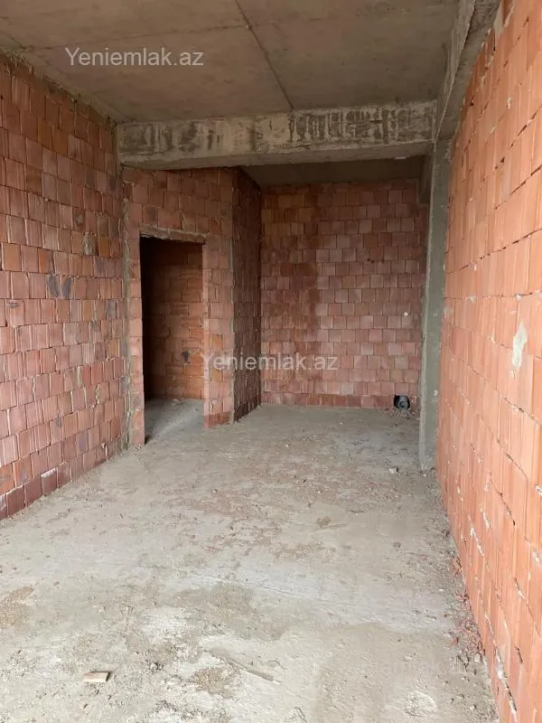 Satılır 2 otaqlı yeni tikili 68 m²