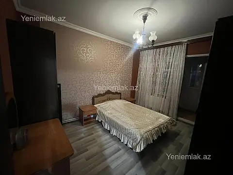 Satılır 3 otaqlı köhnə tikili 80 m²