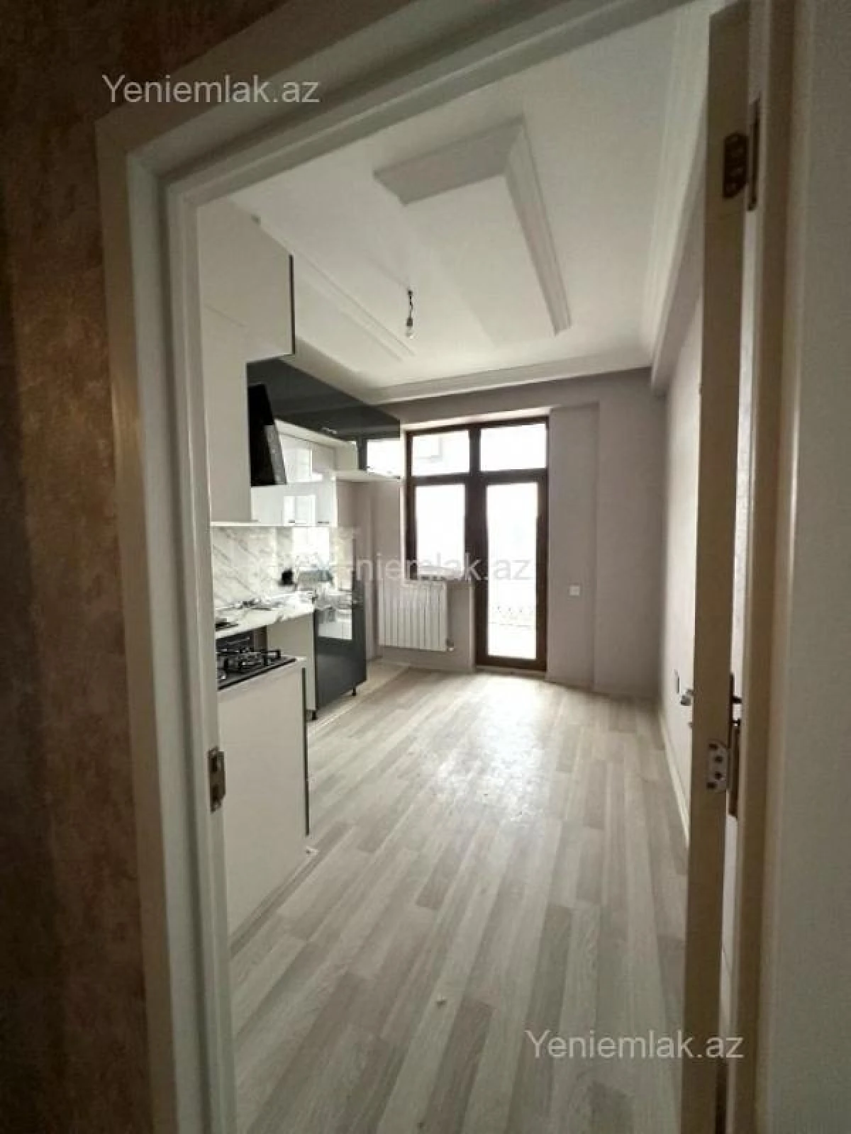 Satılır 3 otaqlı yeni tikili 140 m²